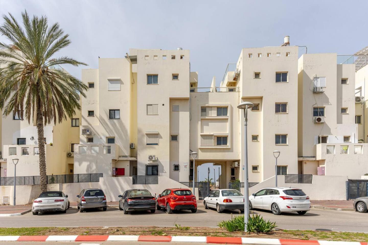 נהריה Gw945 Gugel Waves Amazing Seaview Apartments מראה חיצוני תמונה